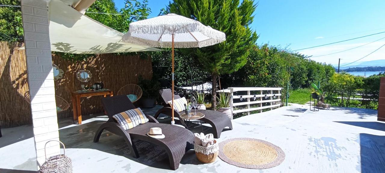 Wooden Summer House Apartament Mantouki