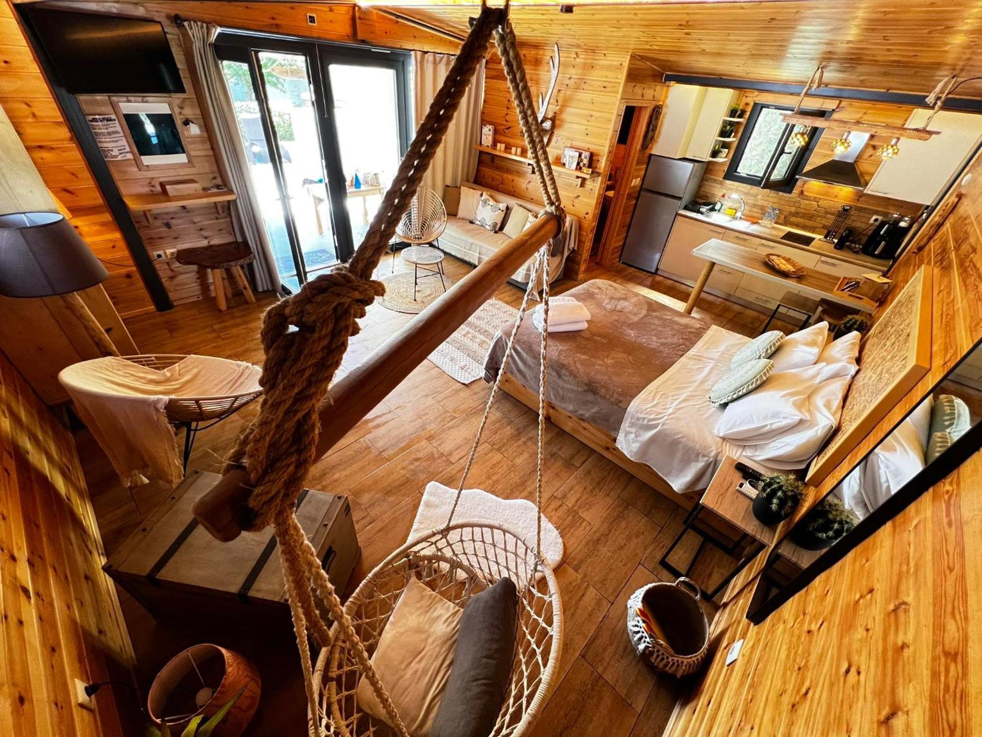 Wooden Summer House Apartment *